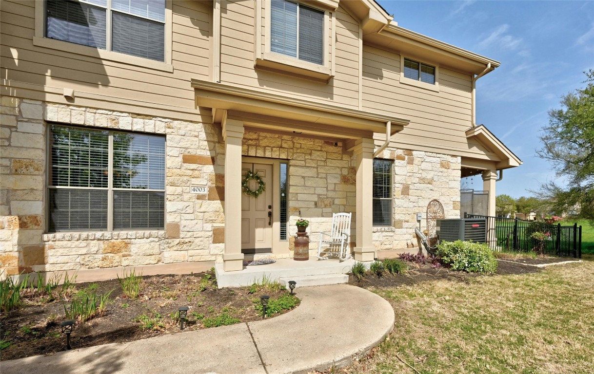 9201 Brodie Lane 4003 Austin TX 78748 MLS 9934732 Coldwell