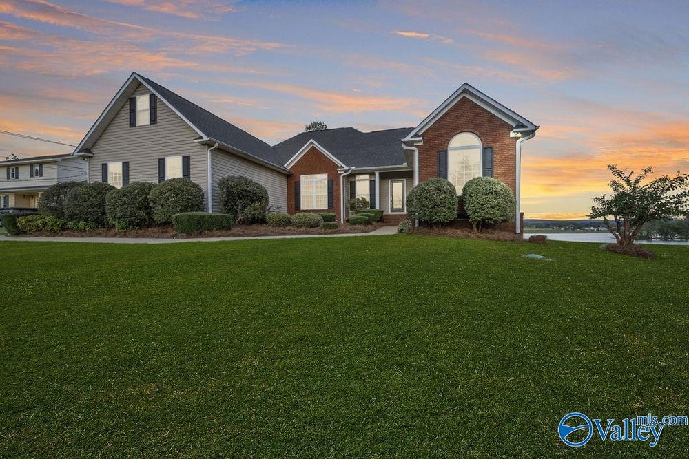 126 Horseshoe Bend Road, Rainbow City, AL 35906 MLS 21844122