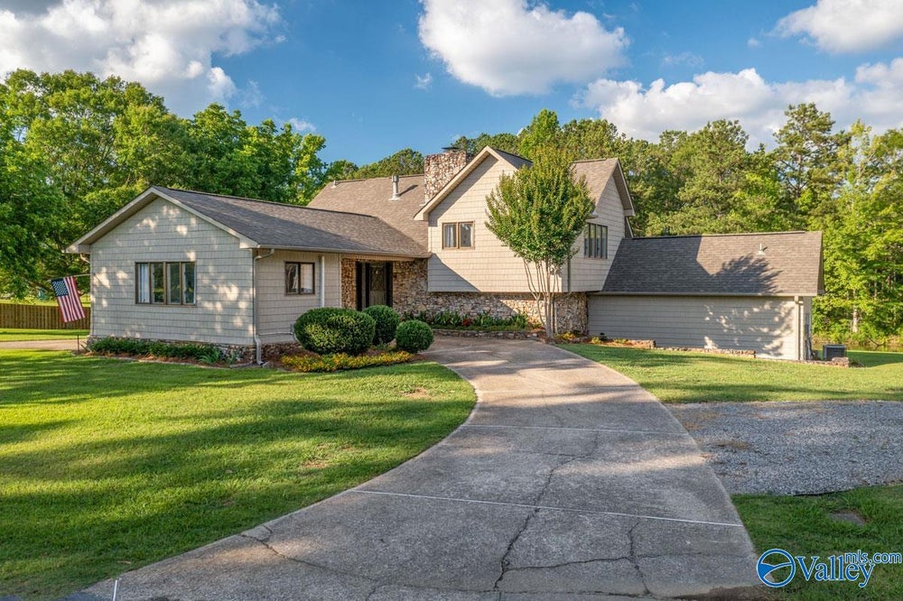 455 Montclair Drive, Gadsden, AL 35901 MLS 21865879 Coldwell Banker