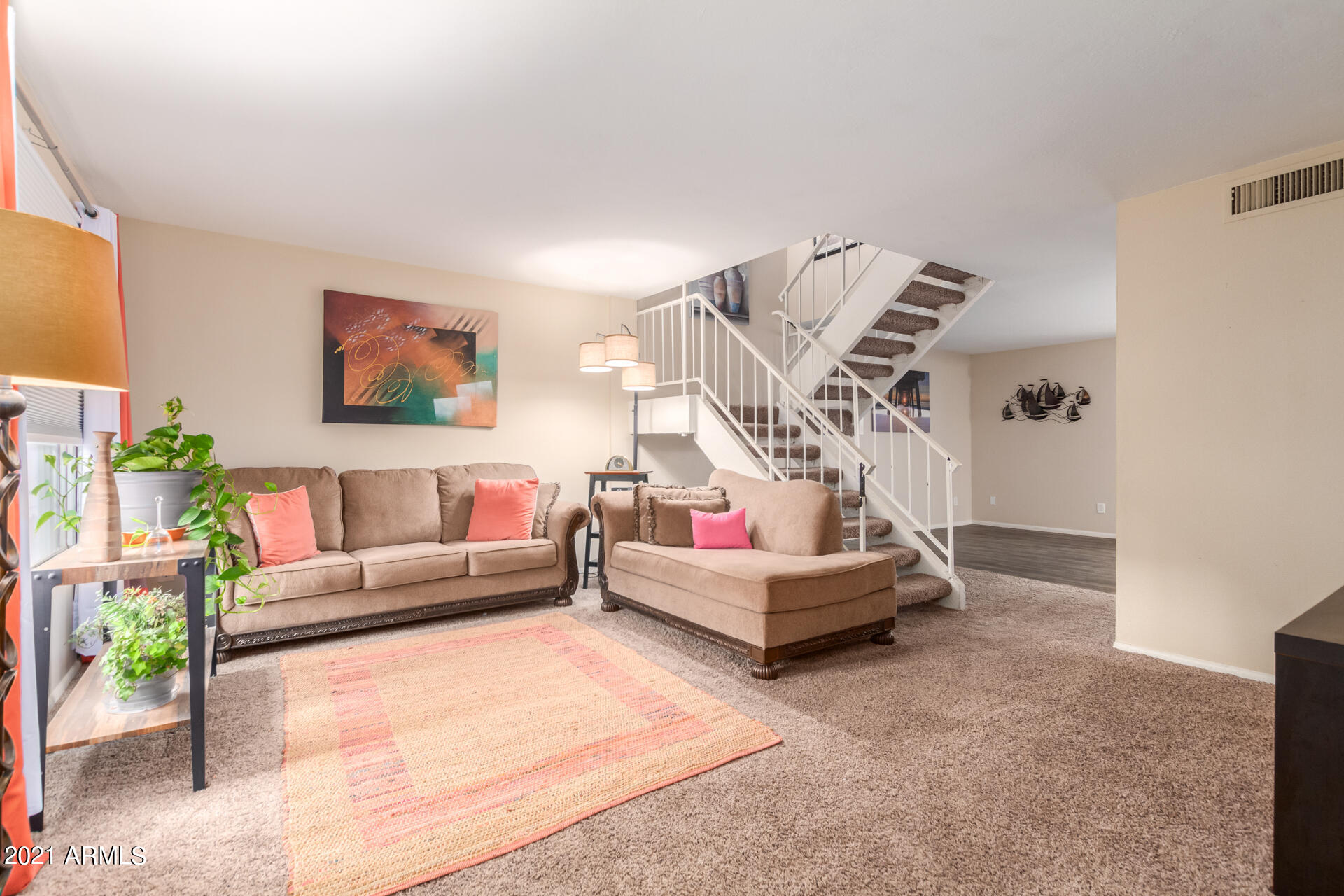 Listing view 3