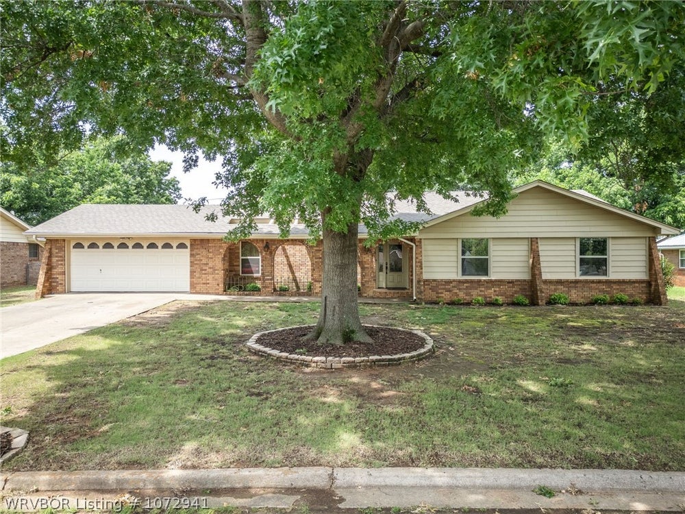 108 Rosewood Drive, Poteau, OK 74953 MLS 1072941 Coldwell Banker