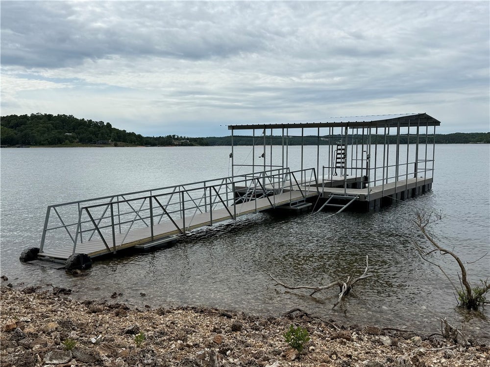 18312 Roth Ridge Road, Rogers, AR 72756 - MLS# 1317662 - Coldwell Banker