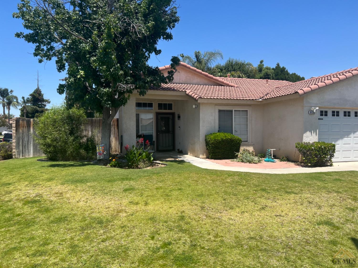 9130 JENNA KATHRYN DRIVE, Bakersfield, CA 93312 - MLS# 202305475 ...