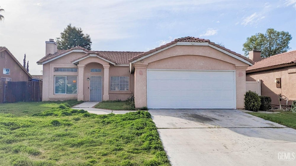 6205 SYMPHONY STREET, Bakersfield, CA 93307 MLS 202401684 Coldwell