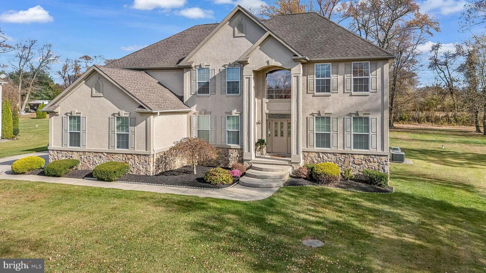 2 Lansbrook Ct, Sewell, NJ 08080 - MLS# NJGL2068196 - Coldwell Banker