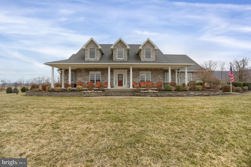 210 Hidden Lake Dr, Centre Hall, PA 16828 MLS PACE2509286 Coldwell