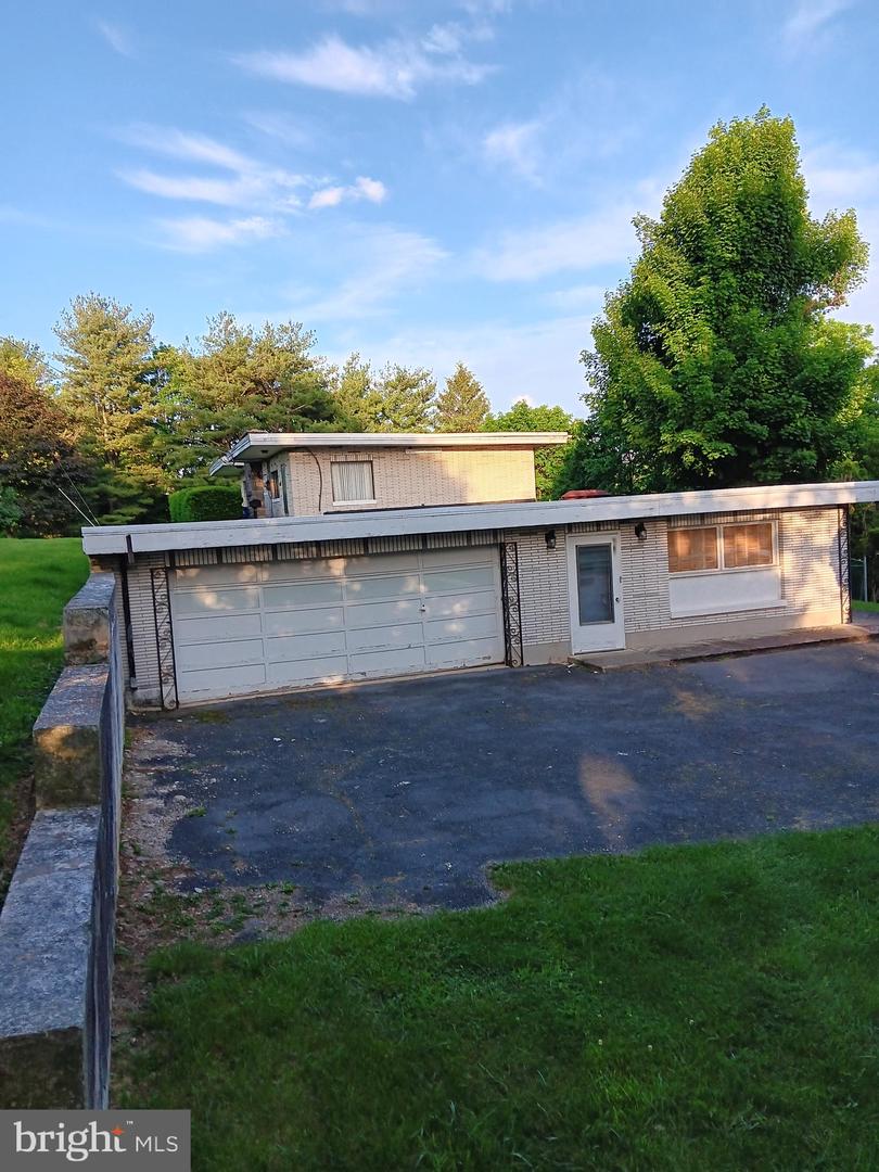 1200 Laporte St, Harrisburg, PA 17112 MLS PADA2034100 Coldwell Banker