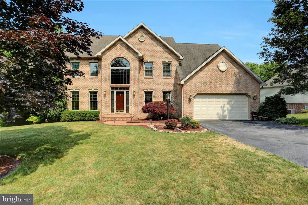 10989 Weatherstone Drive, Waynesboro, PA 17268 MLS PAFL2013474