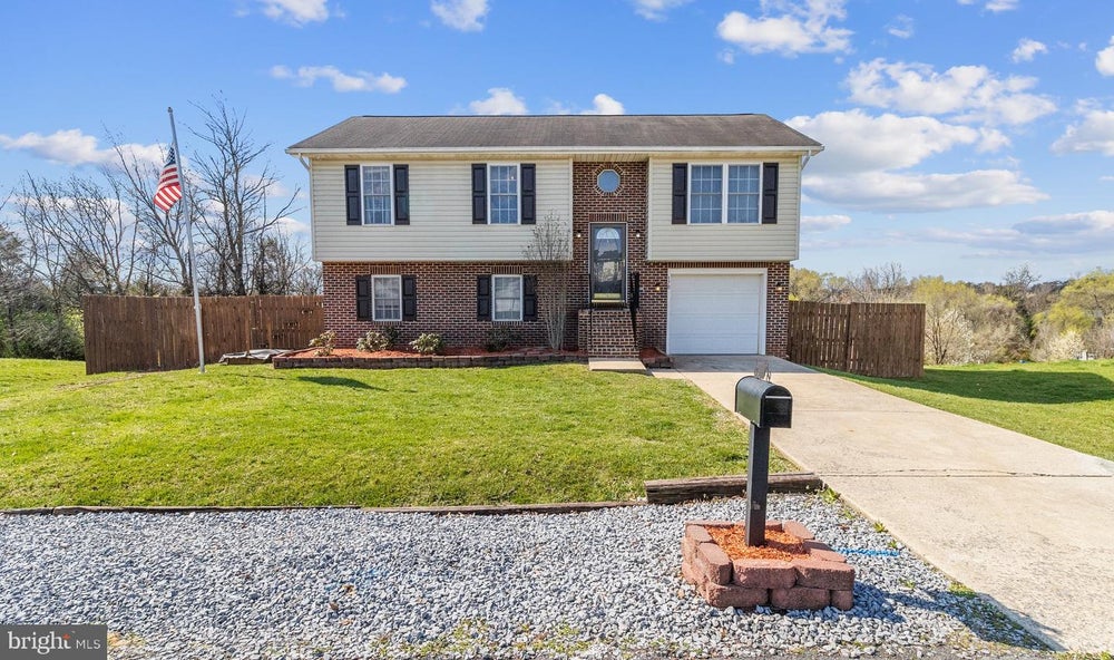 170 Ford Cir, Inwood, WV 25428 MLS WVBE2027906 Coldwell Banker