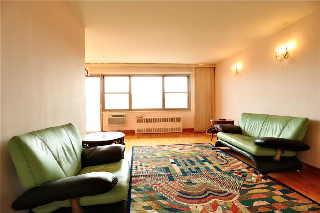 Listing view 3