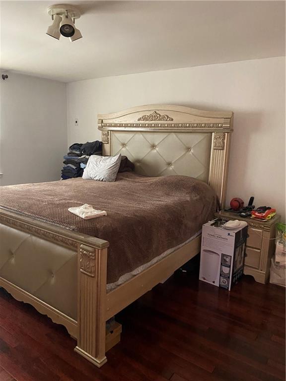 Silverglade mansion deals bedroom set