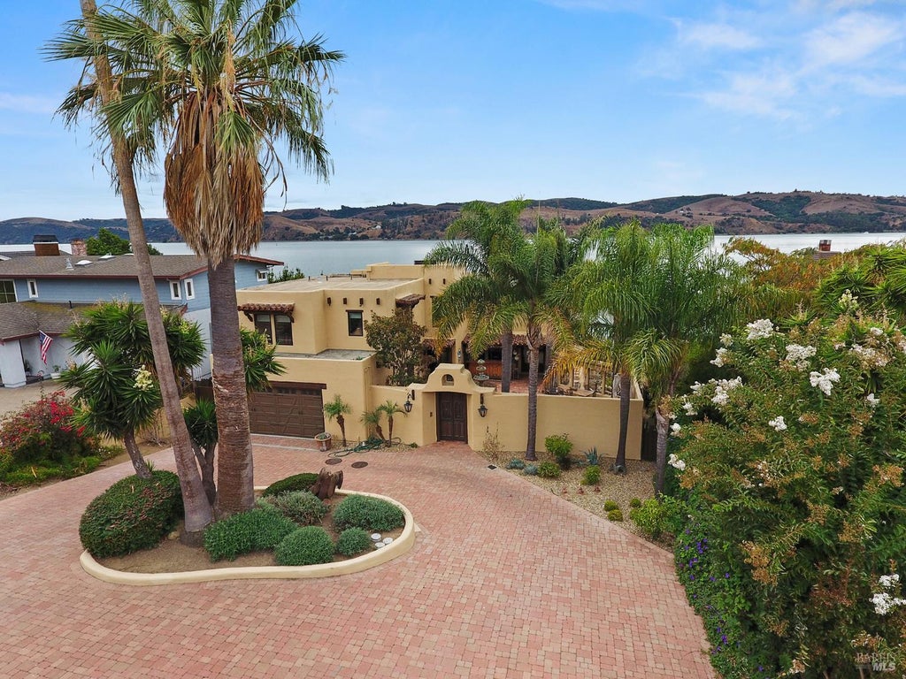 1352 W K Street, Benicia, CA 94510 - MLS# 325079915 - Coldwell Banker