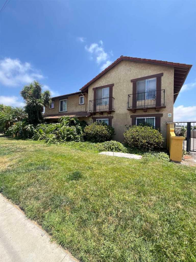 565 Moss St 19, Chula Vista, CA 91911 MLS 240006143SD Coldwell Banker