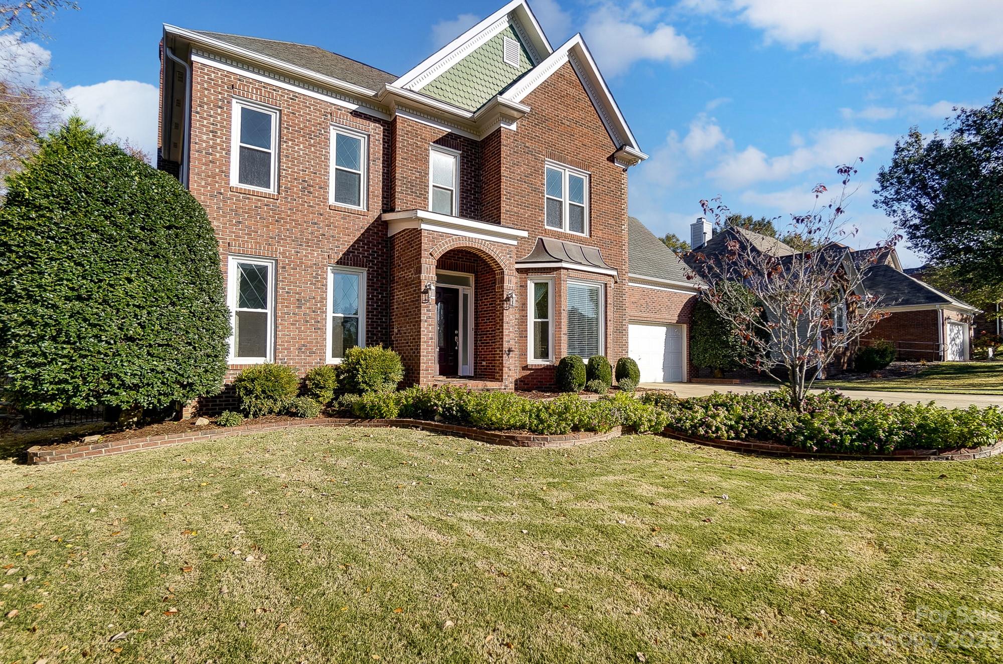 7208 Michaels Landing Dr, Charlotte, NC 28262 - MLS 4094462