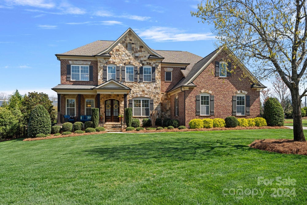 7524 Polyantha Rose Circle, Weddington, NC 28104 MLS 4124102