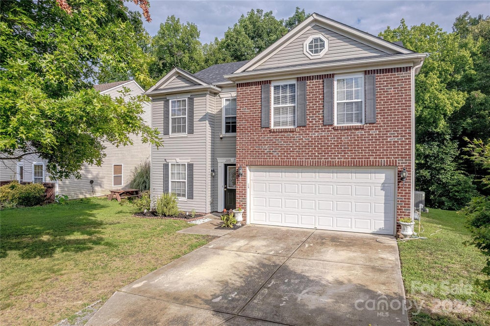 2205 Thorn Crest Drive, Waxhaw, NC 28173 MLS 4159148 Coldwell Banker