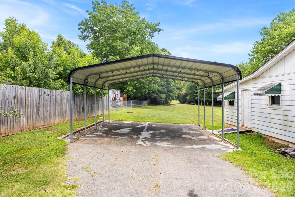 1302 W Gold Street Extension, Kings Mountain, NC 28086 - MLS 4399450