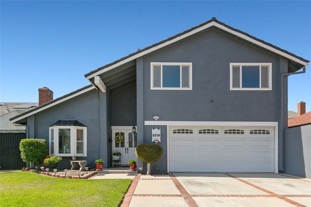 Homes for Sale in South Coast Metro, CA