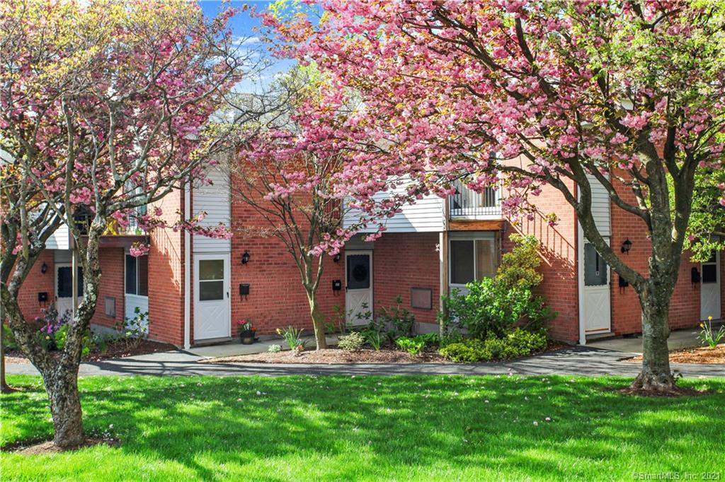 208 Flax Hill Road 20, Norwalk, CT 06854 MLS 170391549 Coldwell