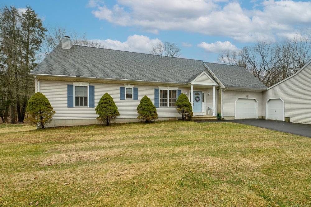 275 Fenn Road, Cheshire, CT 06410 MLS 24002176 Coldwell Banker