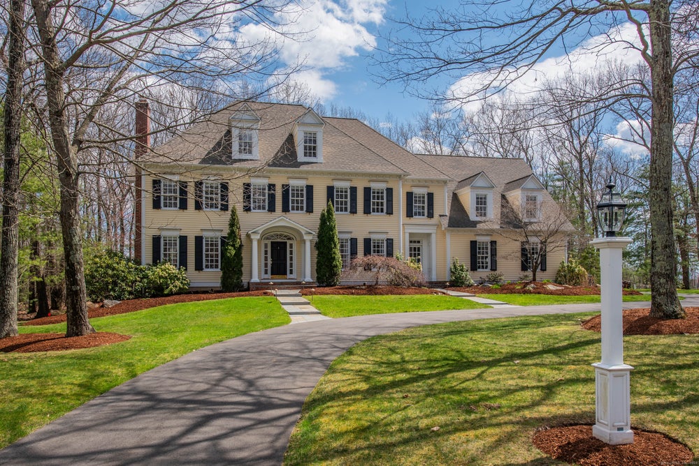 176 Northington Drive, Avon, CT 06001 MLS 24003483 Coldwell Banker