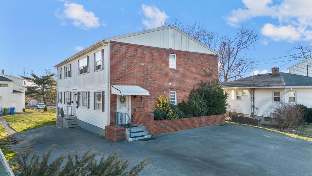 133 Geddes Terrace, Waterbury, CT 06708 MLS 24005576 Coldwell Banker