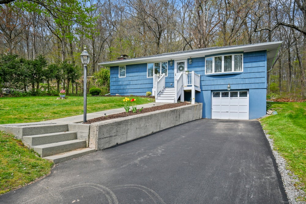 76 Farview Drive, Cheshire, CT 06410 MLS 24011672 Coldwell Banker