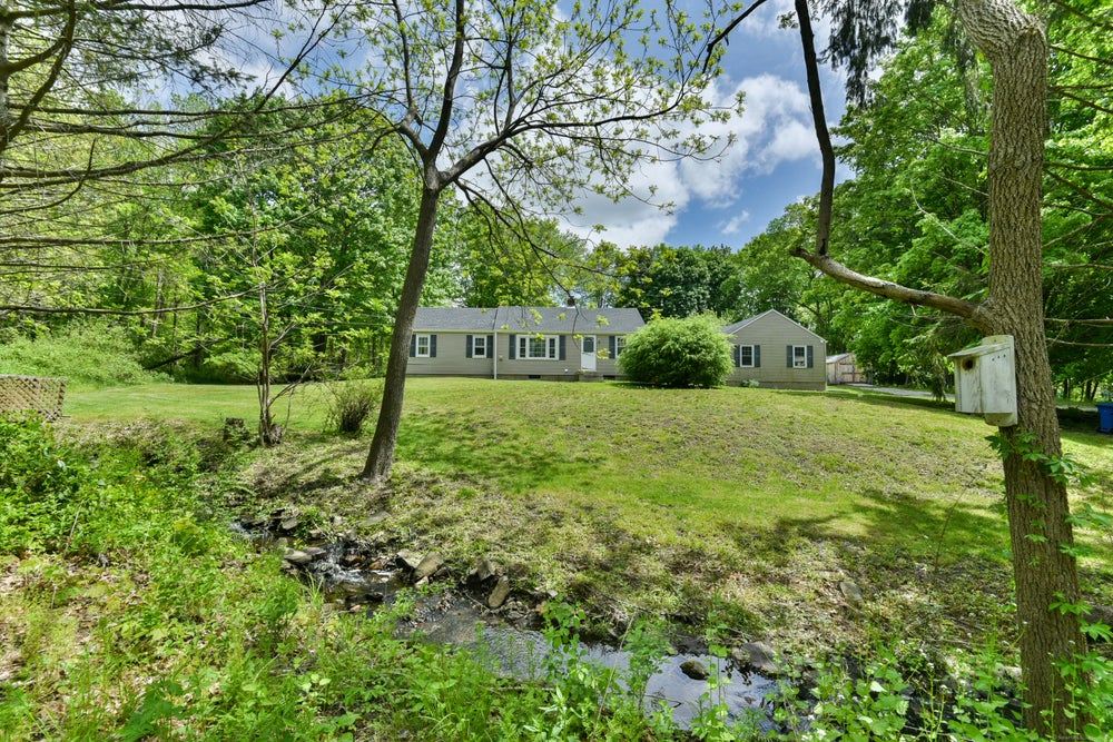 10 Quasset Road, Pomfret, CT 06259 MLS 24018416 Coldwell Banker