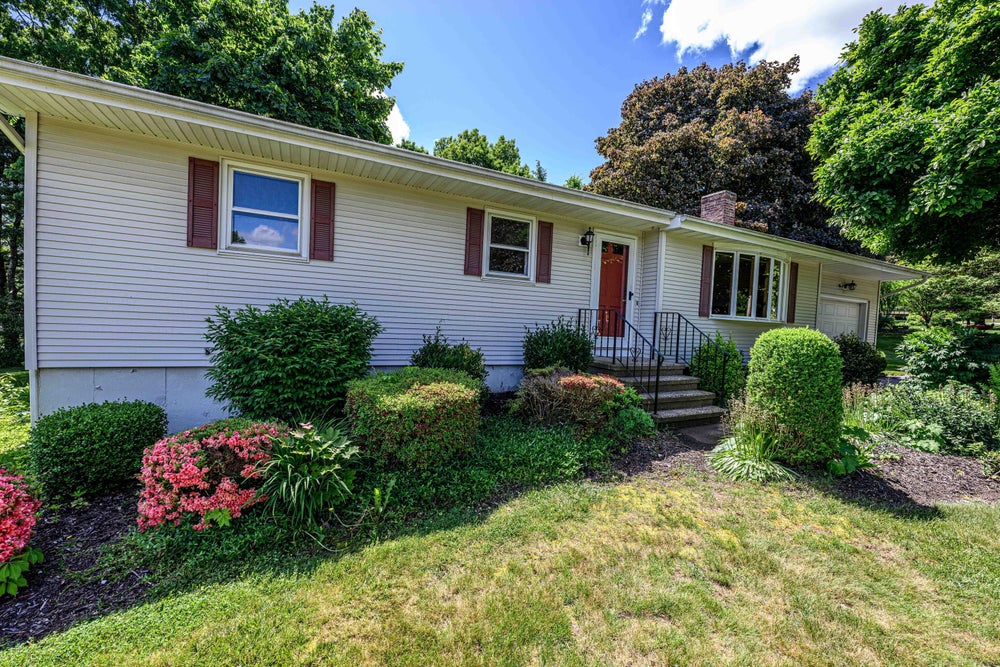 42 Indian Hill Road, North Branford, CT 06472 MLS 24021320