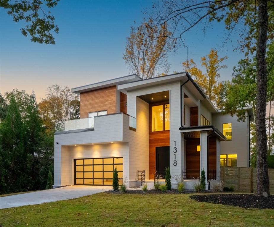 Luxury modern homes for sale in Brookhaven, Georgia