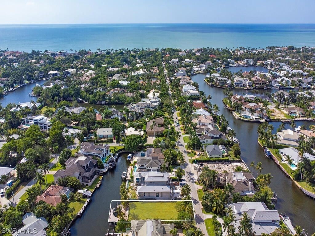 688 21st Ave. S, Naples — Aqualane Canal Lot photo 5
