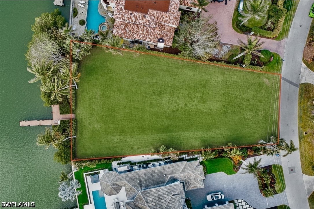 286 Spring Line Dr., Naples — Moorings Bay photo 3