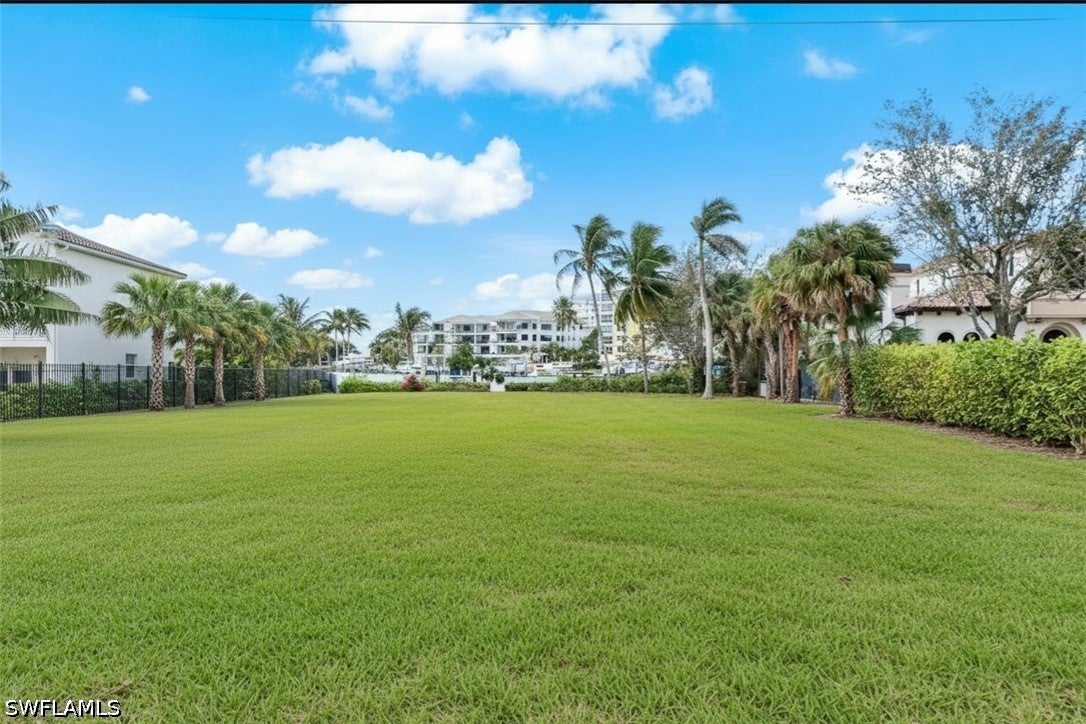 286 Spring Line Dr., Naples — Moorings Bay photo 9