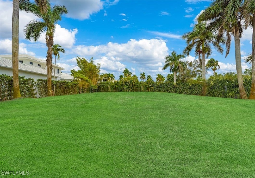 421 Bow Line Dr., Naples — Moorings Homesite photo 2