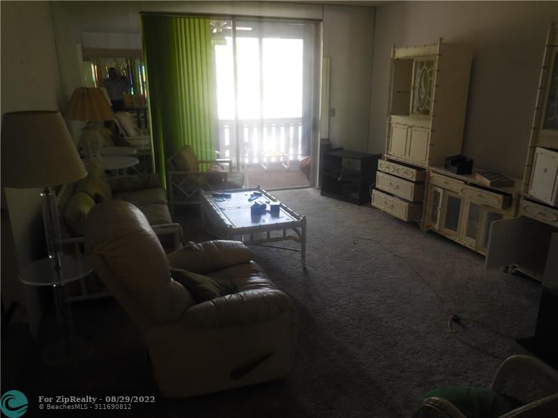 Listing view 3