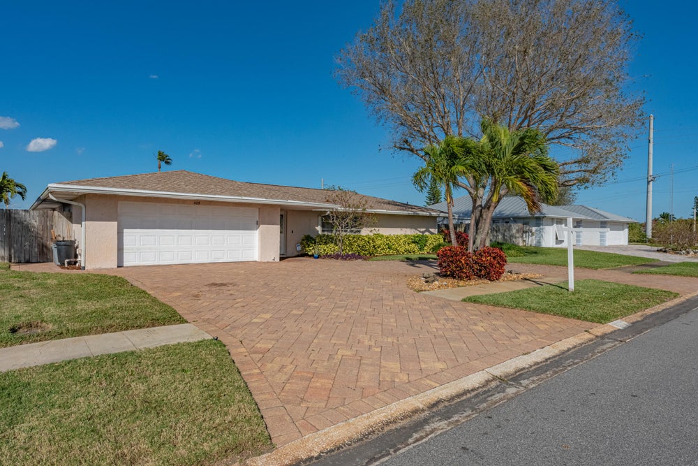 403 Saint Court, Satellite Beach, FL 32937 MLS 1004077