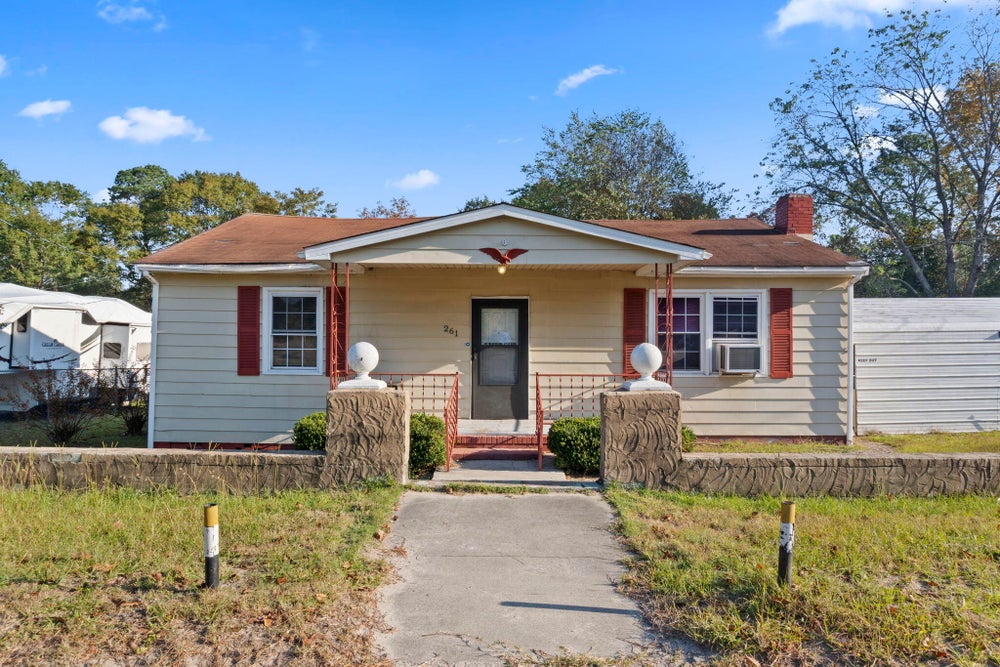 261 Myrtle Street, Gloverville, SC 29828 - MLS# 549252 - Coldwell Banker