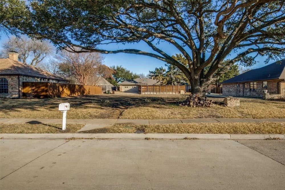 1613 Cherbourg Drive, Plano, TX 75075 MLS 20368203 Coldwell Banker