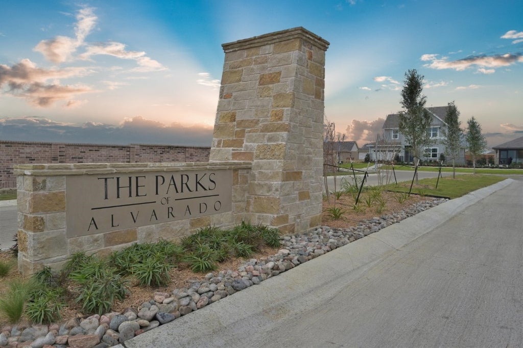 HOLDEN - The Parks of Alvarado - Alvarado, TX