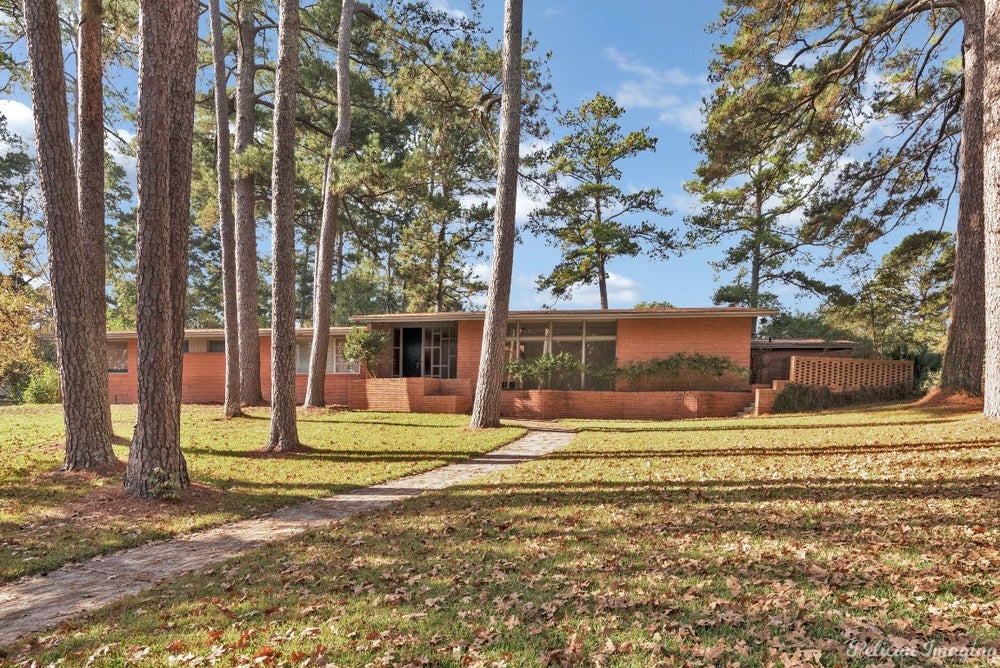 7406 Gilbert Drive, Shreveport, LA 71106 MLS 20477918 Coldwell Banker