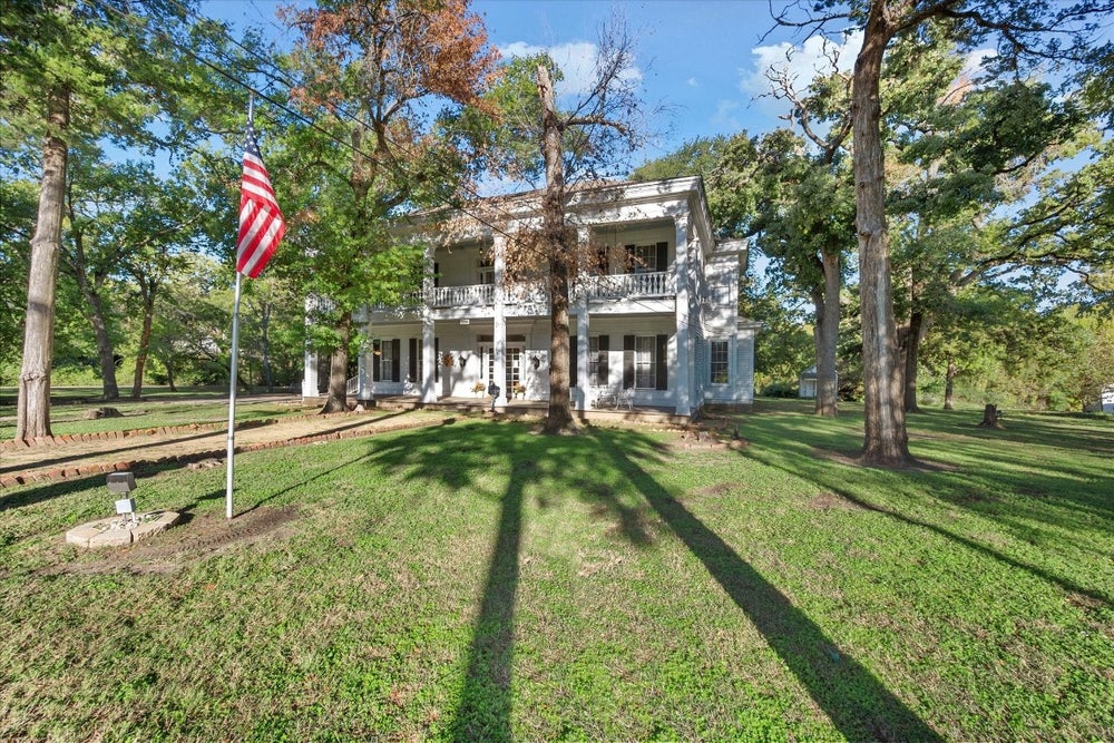 1200 W 2nd Avenue, Corsicana, TX 75110 MLS 20508625 Coldwell Banker