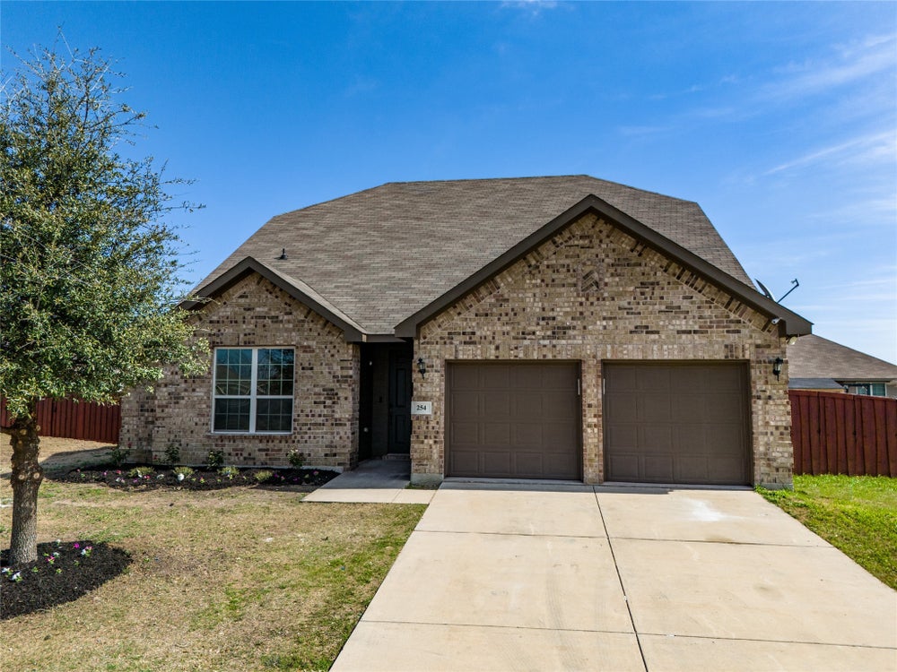 254 Saddlebrook Lane, Waxahachie, TX 75165 MLS 20550809 Coldwell