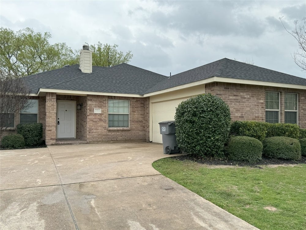 2304 Eastwood Drive, Lancaster, TX 75134 MLS 20562691 Coldwell Banker