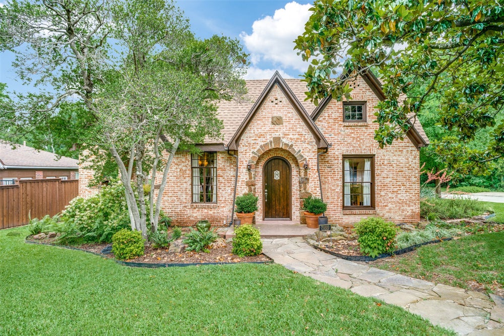 7000 San Mateo Boulevard, Dallas, TX 75223 MLS 20606395 Coldwell