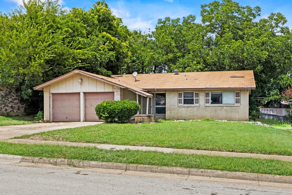 623 Oceanview Drive, Dallas, TX 75232 - MLS# 21004611 - Coldwell Banker