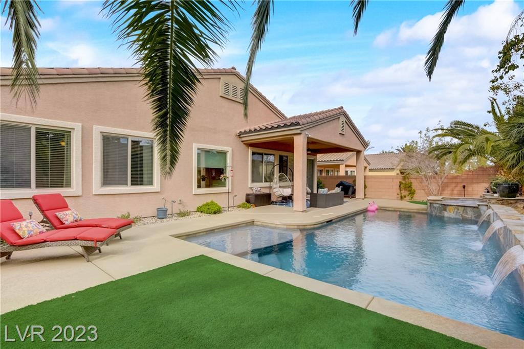Listing view 3