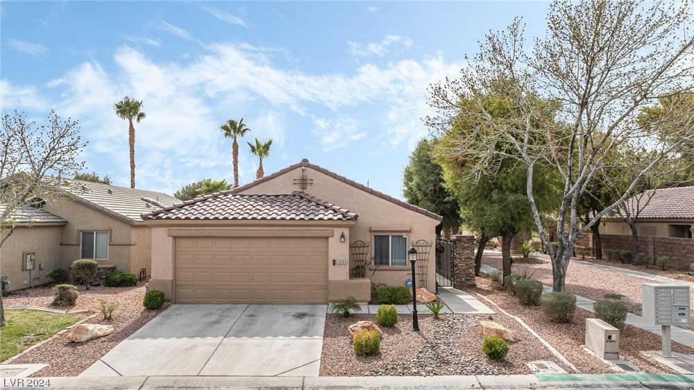 5603 Harbour Pointe Avenue, Las Vegas, NV 89122 MLS 2562458