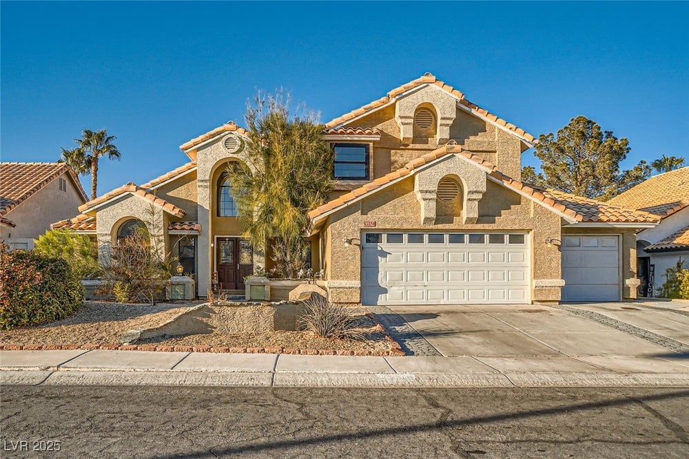 9532 Cliff View Way, Las Vegas, NV 89117 - MLS# 2659148 - Coldwell Banker