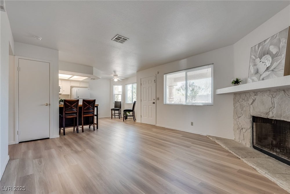 904 Rockview Drive #102, Las Vegas, NV 89128 - MLS# 2705780 - Coldwell ...