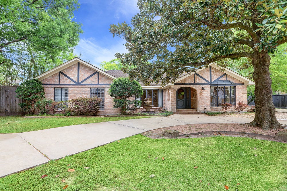 1132 Fries Road, Houston, TX 77055 - MLS# 65499745 - Coldwell Banker